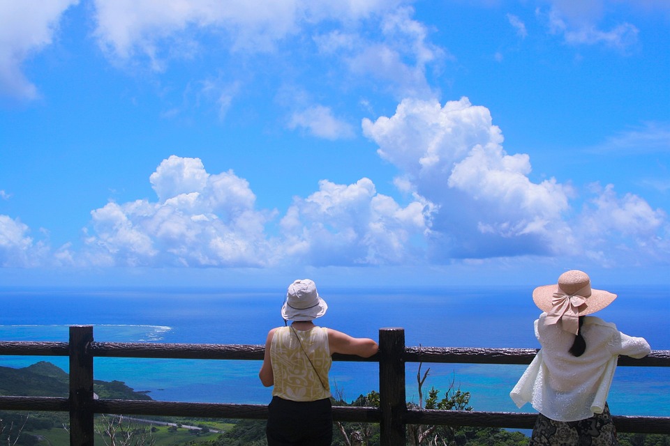 Descoperă frumusețea insulelor Okinawa: de la castele istorice la plaje exotice și bucătărie tradițională, locurile de vizitat în Okinawa te vor cuceri!