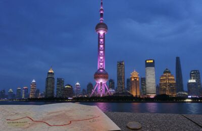 Asia Express Drumul Mătăsii: 10.000 de kilometri prin Uzbekistan și China cu un euro pe zi