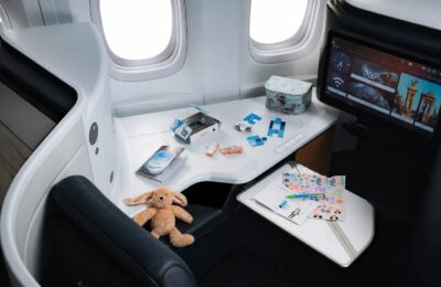 Air France oferă suite cu cinci hublouri. Biletul Paris-New York pornește de la puțin sub 14.000 de dolari