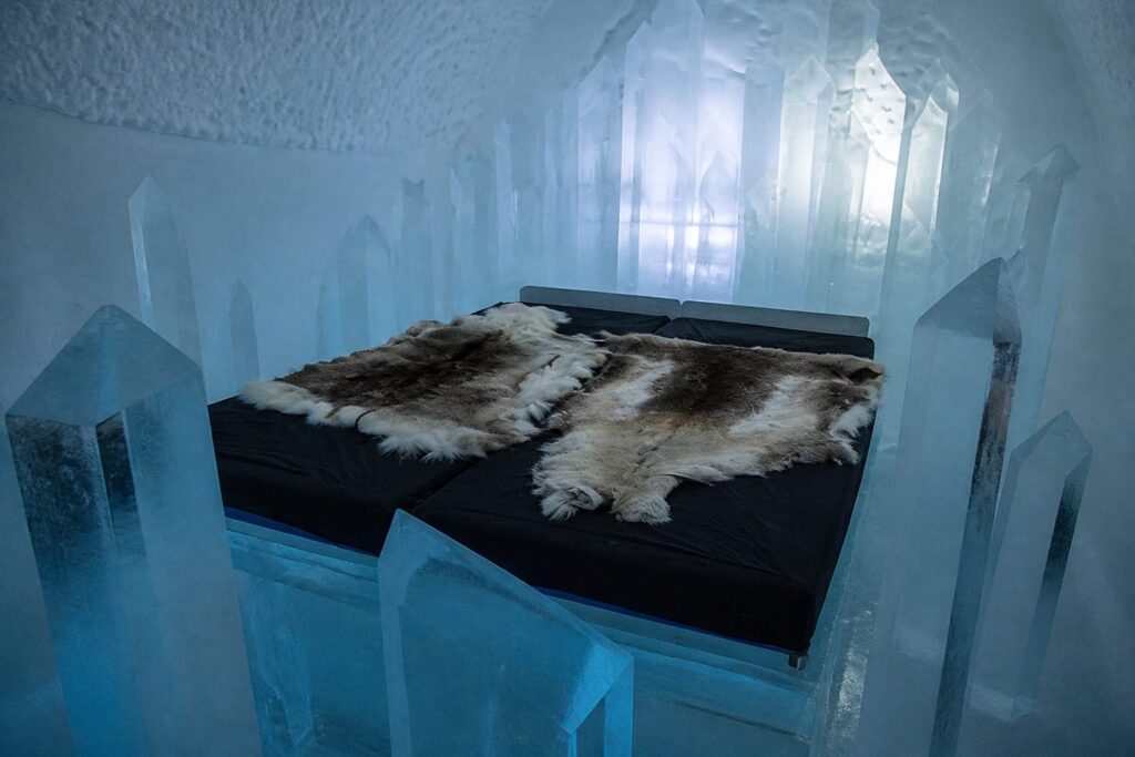 Unde poți dormi într-un hotel de gheață iarna aceasta